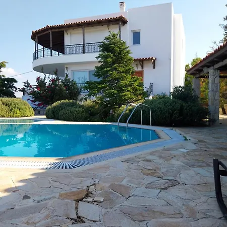 Villa The Three Graces Karteros