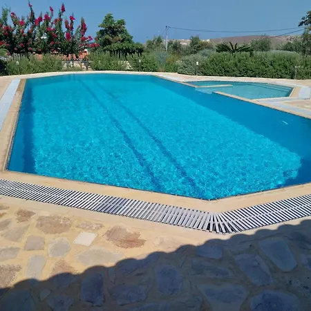 Villa The Three Graces Karteros